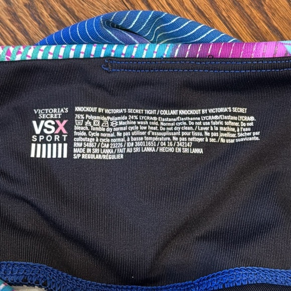 Victoria's Secret Sport Knockout Capri Leggings VSX - Women’s Small High Waist - Picture 7 of 7
